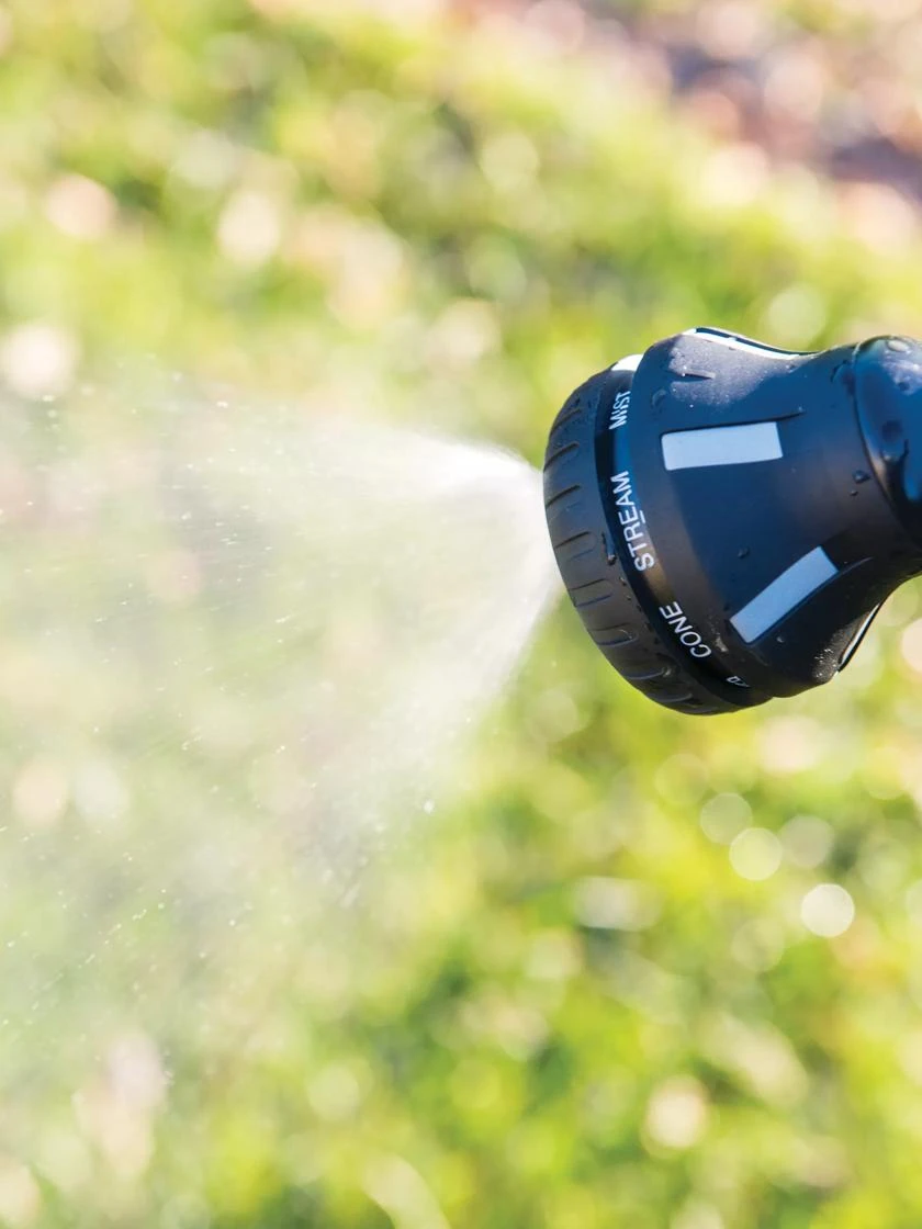 18” 8-Pattern Rotating Water Wand With Cork Handle - Image 10